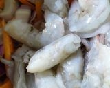 Foto del paso 5 de la receta: Tallarín de camarón (tipo chino)