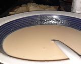 Foto del paso 2 de la receta: Panqueques de Manzana con un vaso de leche