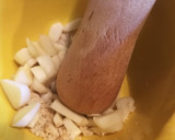 Foto del paso 2 de la receta: Sepia con pesto Vidalim Omega 3 y calabacín salteado