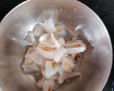 A picture of step 3 of Lychee ice cream.