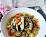 Foto langkah ke 5 dari resep Pindang Serani Ikan + Belimbing Wuluh.