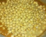A picture of step 5 of Dahi chana chaat .