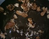 हॉट ब्राउनी विथ नट ड्रॉप (Hot Brownie With Nut Drop recipe in Hindi) रेसिपी चरण 4 फोटो