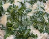 Foto langkah ke 2 dari resep Creamy spinach and salmon.