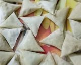 A picture of step 3 of Samosa.