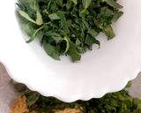 A picture of step 2 of Radish methi Paratha made with cornmeal.