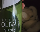 Foto del paso 4 de la receta: Judías verdes en chauchas muy finas salteadas con cebolla en aceite de oliva virgen extra 🫛🧅🫒