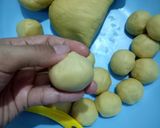 Foto langkah ke 8 dari resep Pastel Bihun Ayam Renyah.