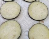 A picture of step 1 of Crispy aubergine.