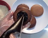 Foto langkah ke 5 dari resep Dorayaki coklat.