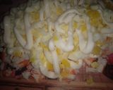 Фото кроку 2 до Салат с крабовыми палочками и помидорами.