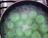 Foto langkah ke 3 dari resep Klepon anti gagal takaran sendok.