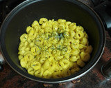 Foto del paso 1 de la receta: Crema de zanahorias y calabaza con tortellinis salteados