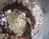 Foto langkah ke 1 dari resep Bolu Coklat Panggang.