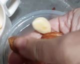 A picture of step 2 of Moroccan Almond Milkshake.