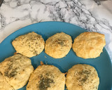 Foto del paso 2 de la receta: Panecillos de queso🧀🥯