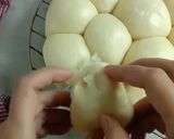 Foto langkah ke 8 dari resep Bakpao Sobek isi Keju.