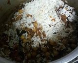 A picture of step 6 of Chole Pulao.
