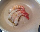 Foto del passaggio 9 della ricetta Mafalde con calamari, gamberi e crema di zucchine