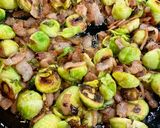 A picture of step 3 of Brussels Sprouts with Bacon!.