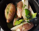 Foto del paso 3 de la receta: Papas al limón y hierbas