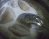 A picture of step 8 of Doodh puli.