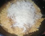 A picture of step 5 of Creamy cheese pasta in sauces.
