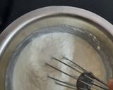 A picture of step 2 of Dahi vada.