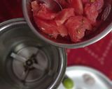 तरबूज का शरबत (Tarbooj ka sharbat recipe in Hindi) रेसिपी चरण 2 फोटो