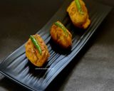 A picture of step 7 of Potol Bora / Parwal Pakore.