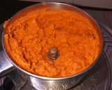 கேரட் மைசூர் பாக் (Carrot Mysore pak recipe in tamil) ரெசிபி ஸ்டேப் 1 புகைப்படம்