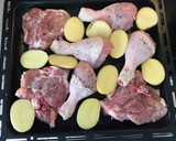 Foto del paso 3 de la receta: Muslos y contramuslos de pollo asado a la cerveza