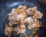 รูปขั้นตอนการทำที่ 3 ของ เฟตตูชินี่,กะเพรา,หมูสไลด์,ไข่ดาว - คีโต
