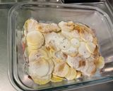 Une image de l'étape 11 de Gratin de courgettes et pommes de terre au lomo et roquefort.