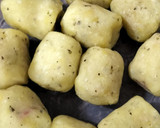 Foto del paso 5 de la receta: Bocaditos caseros de patata y frankfurt en freidora de aire