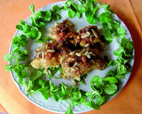 Foto del paso 5 de la receta: Bacalao con cebolla caramelizada piñones y pasas