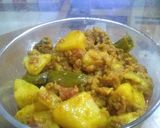 A picture of step 2 of Aloo Keema.