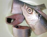 Foto langkah ke 1 dari resep Ikan bolu pallumara | bandeng kuah asam # Makassar Sul-sel.
