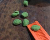 Foto del paso 2 de la receta: Ñoquis de acelga y sémola