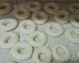 صورة لخطوة 3 من وصفة دونات🍩😋