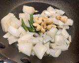 A picture of step 1 of Amritsari Ajwaini Matar Paneer.