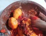 Foto langkah ke 3 dari resep Sambal terung belanda.
