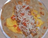 A picture of step 12 of Grill chicken Omelette Frankie.