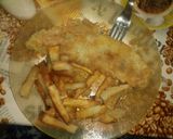 Foto del paso 5 de la receta: Filete de merluza a la romana con fritas crocanti