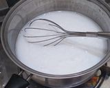 Foto langkah ke 2 dari resep Kue Bihun kukus.