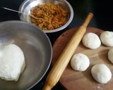 A picture of step 3 of Cheesy sattu paratha.