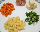 Foto langkah ke 2 dari resep Risoles Ragout Ayam.