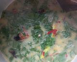 Foto langkah ke 2 dari resep Ikan asap daun singkong masak santan.