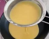 A picture of step 2 of Kanom Saneh Chan, Thai Dessert.