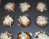 A picture of step 6 of Pizza muffins.